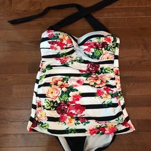 One piece floral swimsuit w halter ties